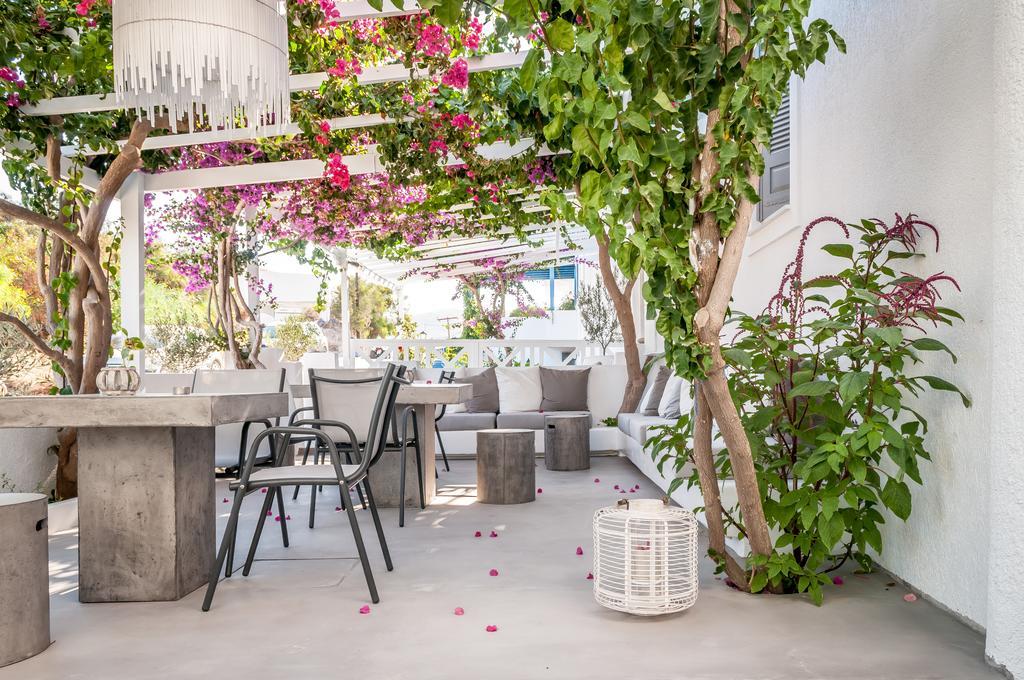 Milos Bay Suites Adamantas Eksteriør billede