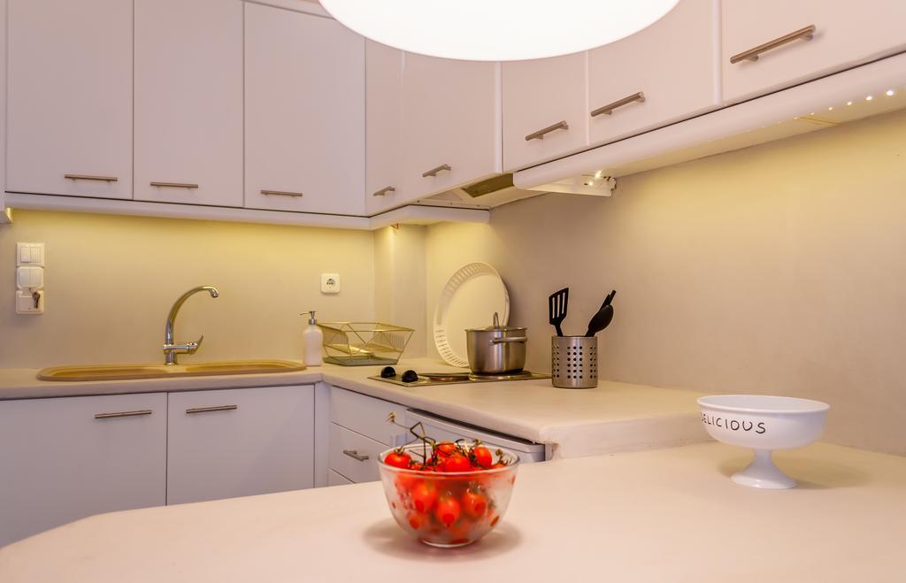 Milos Bay Suites Adamantas Værelse billede