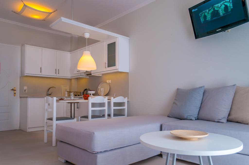 Milos Bay Suites Adamantas Værelse billede