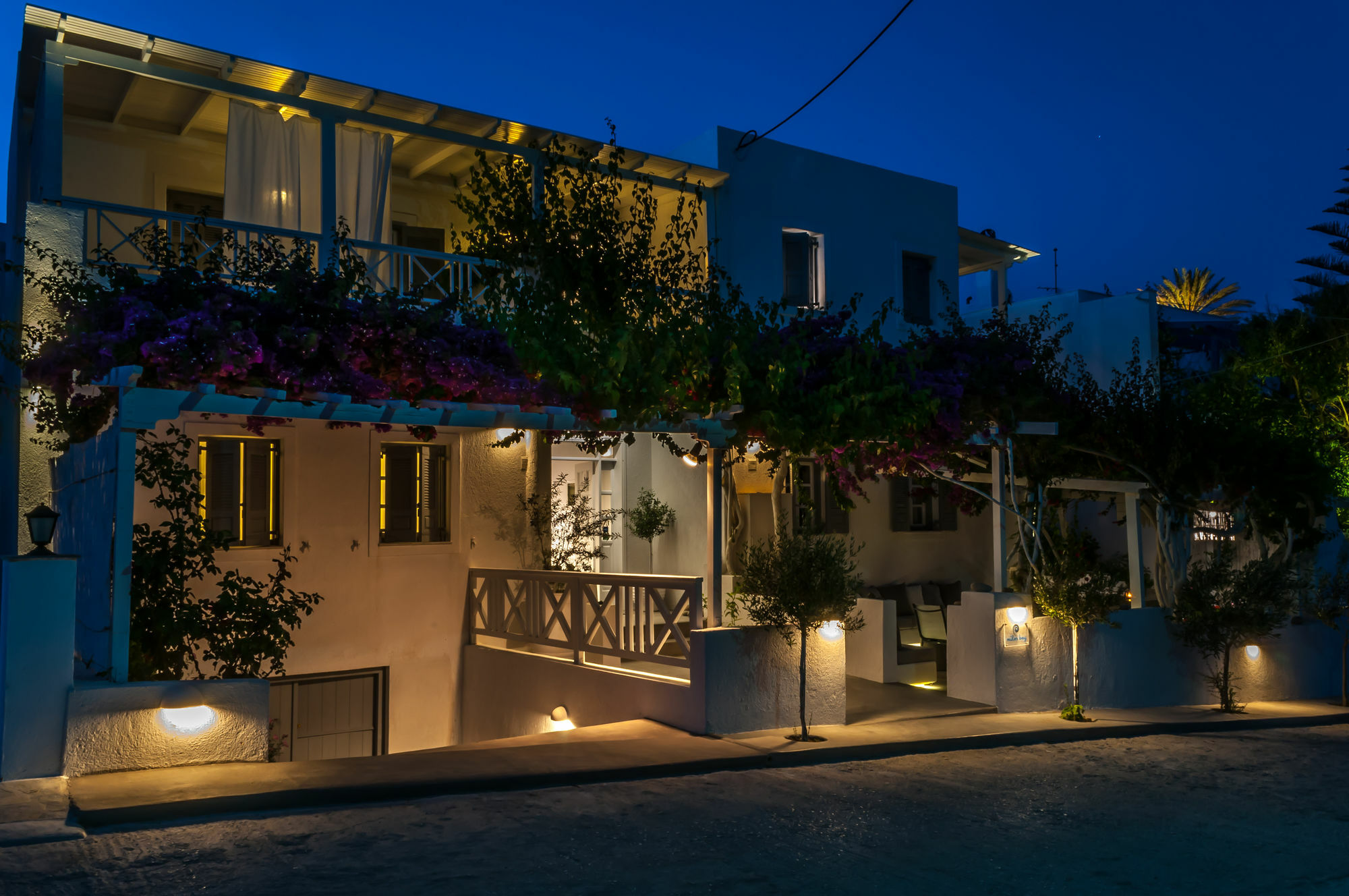 Milos Bay Suites Adamantas Eksteriør billede
